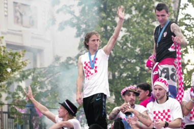 Hrvat Beljak: STIDIM SE USTAŠE TOMPSONA!