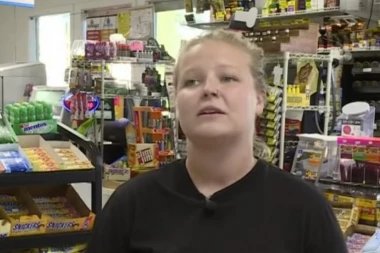 (VIDEO) U market upala devojka koju ČEKAJU OTMIČARI, a onda i oni - KASIRKA RIZIKOVALA SVOJ ŽIVOT!