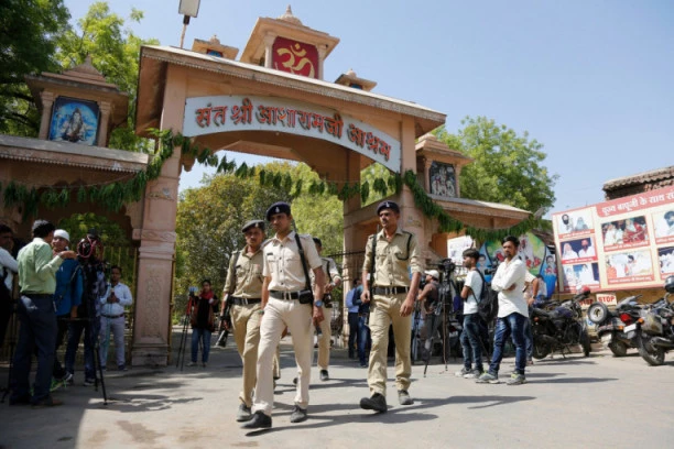 Užas! Indijac rasporio trudnu ženu da vidi kog je pola dete