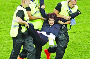 Član "Pusi rajota" koji je prekinuo finale SP otrovan?