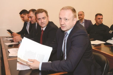 URNEBESNO: RIJALITI-OPOZICIJA