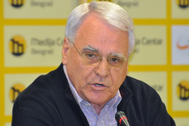 MRTAV PIJAN ZA VOLANOM: Milojko Pantić automobilom uleteo u pešačku zonu u Pećincima