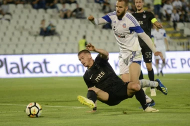 (VIDEO) Ožegović na ispitivanju posle udarca u glavu