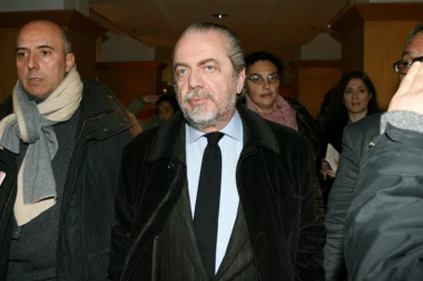 Zvezda ponovo u Bariju: Predsednik Napolija plaća prevoz navijačima