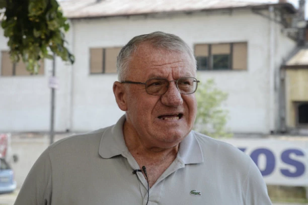 DRAMATIČNO! Vojislav Šešelj upozorava: VUČIĆA ĆE OTROVATI!