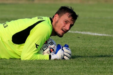 Popović: Čast je nositi Zvezdin dres