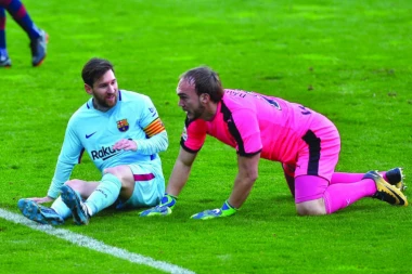 Alaves i Eibar podelili bodove u baskijskom derbiju - Brašanac i Dmitrović odigrali ceo meč