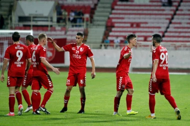 Radnički između Kazahstana i Jermenije, Spartak u Danskoj