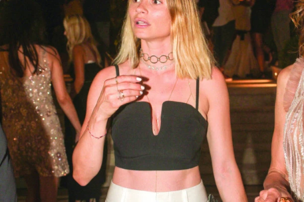 Nisu joj oprostili izjavu o mejlu u Srbiji: Marija Karan se slikala sa Žerarom Depardjeom, pa je popljuvali na Instagramu!