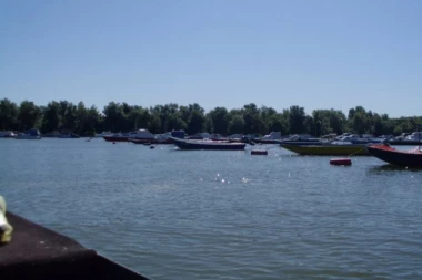 UŽIVAMO U SUNČANOM PRAZNIČNOM DANU, ALI SE VREME USKORO KVARI