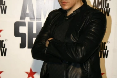 POSAO ZA PSIHIJATRA: SLOBA IDE NA LEČENJE OD DEPRESIJE!