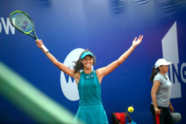 Srpske teniserke spremne za izazove: Protiv Luksemburga i Švedske za plasman u plej - of