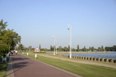 Kupanje na Paliću najranije za PET GODINA?