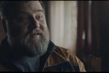 LAŽNI PRODUCENT TRAŽI PARE ZA FILM