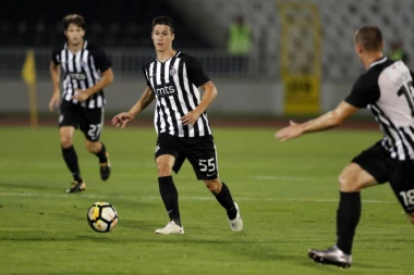 Fudbaleri Partizana jednoglasni: NA POBEDU I U LITVANIJI!