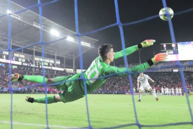 NESVAKIDAŠNJI MEČ VELIKANA: 26 PENALA šutnuli Mančester i Milan