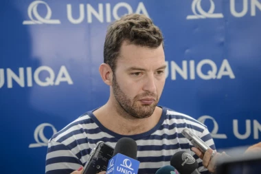 (VIDEO) Hrvat nije samo udario Filpovića, srednji prst sudijama