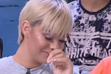 On je otac Mine Vrbaški: Evo zbog čega ne nosi njegovo prezime!