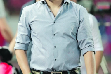 SUPERLIGA: Zvezda na jedan Spartak a misli na drugi, Partizan u Zemunu