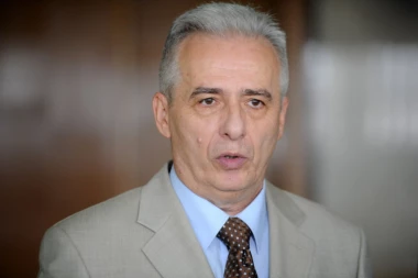 DRECUN UPOZORAVA: Priština čini sve da naravi kompletnu vojsku za podršku NATO