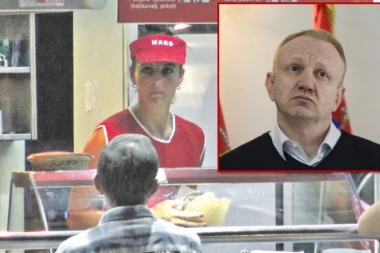 ŠOK! Đilasova devojka prodaje PLJEKE: Ana Dabović na sezonskom poslu u Crnoj Gori!