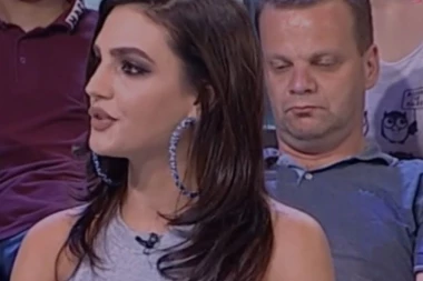 ZAPLAKALA U EMISIJI! Zorana progovorila o ocu NASILNIKU: Čula sam šta je URADIO!