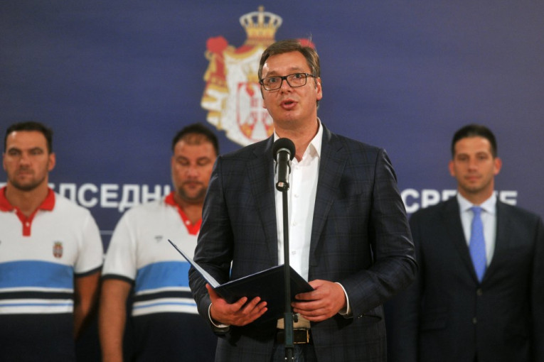 Vučić poželeo sreću srpskim klubovima u Evropi