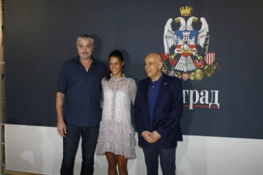(FOTO, VIDEO) BEOGRAD JE DOČEKAO: Olga sa osmehom na licu o uspehu, ocu, Đokoviću...
