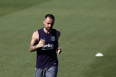 BARSELONA OSTALA BEZ NAPADAČA!