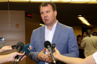 Igor Mirović: Pred Vučića izlazimo sa 40 projekata koji imaju građevinsku dozvolu