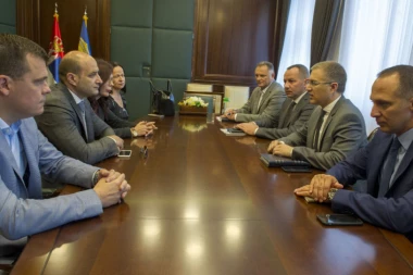 Sastanak sa predstavnicima Advokatske komore: KAKO POBOLJŠATI BEZBEDNOST ADVOKATA?