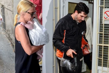 LUKA I NATA IZA ZATVORENIH VRATA: Lazukić ponovo video ćerkicu