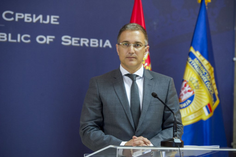 Stefanović još jednom osudio napad u Kruševcu: Ne tolerišemo nasilje, i tu nema zareza, nema "ali"