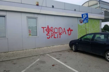 (VIDEO) HRVATSKI HULIGANI DIVLJALI U SRBIJI!