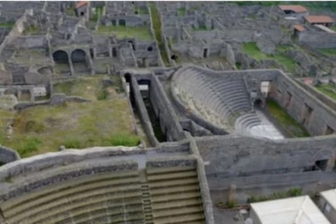 OTKRIVENE NOVE TAJNE POMPEJA I VEZUVA