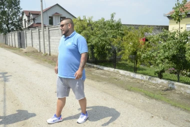 DARKU LAZIĆU KRENULO NIZBRDO U ŽIVOTU?! Vratio se u Brestač!