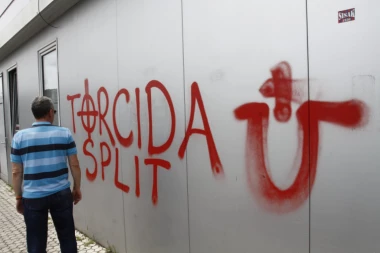 PRESUDA USTAŠAMA IZ SPLITA: Divljaci iza rešetaka u Padinjaku!