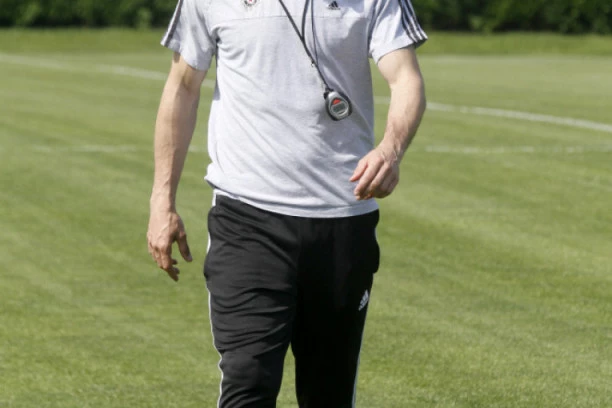 UMALO MAKLJAŽA GROBARA I DELIJE: Jedva izbengut fizički sukob Lazetića i Đorđevića!