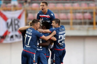 SEĆATE LI SE POSLEDNJEG ZVEZDINOG PORAZA? Pola godine nepobedivosti crveno-belih!