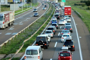 VOZAČI U FOKUSU: Evo kada se uključuje 56 kamera na autoputu Beograd-Niš!