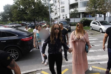 Pi*ko, ja sam Ana: Nikolićeva divljala pred Rastinom zgradom, pa mu izgrebala auto od 100.000 evra!