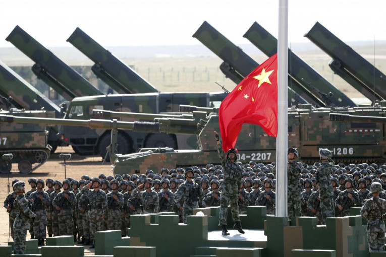 MOĆAN ARSENAL! Kakvo oružje Kina nudi Srbiji?