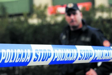 KUKAVČKI S LEĐA: Dvojica izbodeni u Novom Sadu, ozbiljno ranjeni