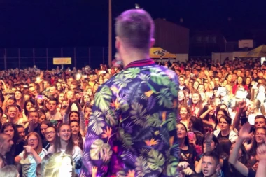 (VIDEO) Lapsusovci ruše sve rekorde na letnjoj turneji!