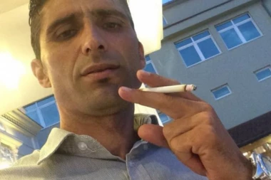 Ovo je MONSTRUM IZ ĐAKOVICE koji je ubio ženu i ćerku (9)