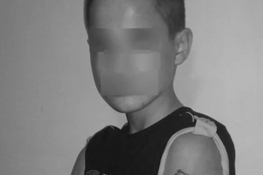 SOPOT ZAVIJEN U CRNO: Baba je Milana zatekla u lokvi krvi, a pored njega je nađena majica bivše devojke i brojanice