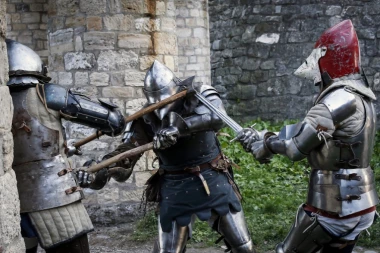 CAR DUŠAN, MARKO KRALJEVIĆ I MRNJAVČEVIĆI U BANJI KOVILJAČI