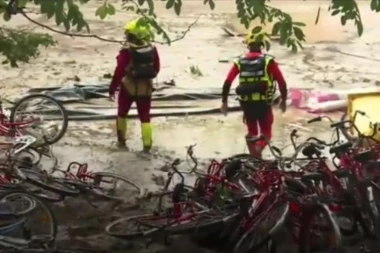 (VIDEO) HOROR NA JUGU FRANCUSKE: Poplave uništile sve!