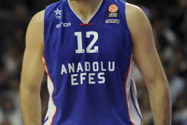 MUKE SA POVREDAMA - Krstić: Nisam mogao da pomognem Partizanu