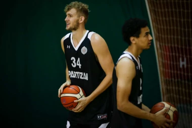 Čiji je Džok Lendejl?